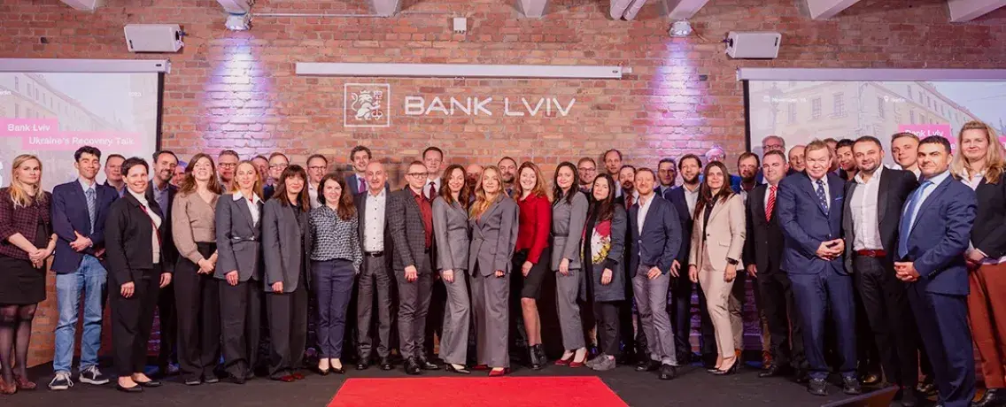 Голови правління та співробітники